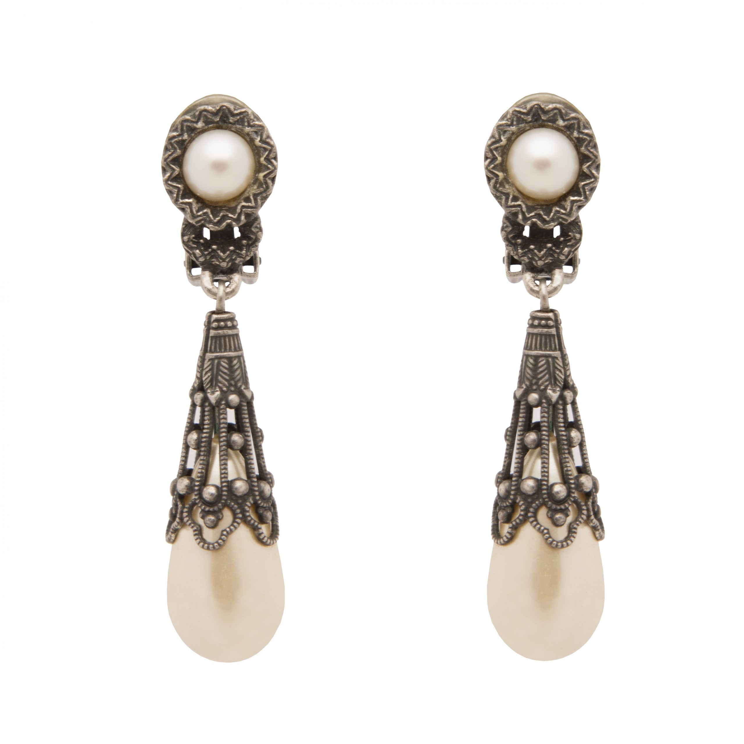Vintage haute couture pearl drop earrings