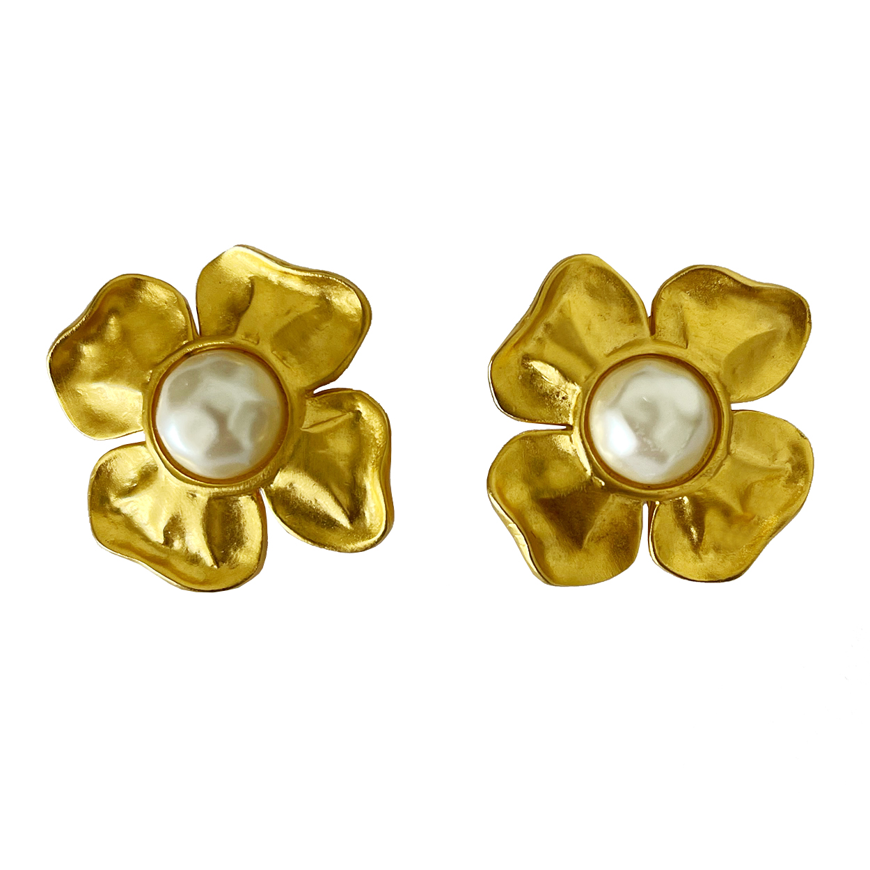 Vintage gold flower earrings with pearl