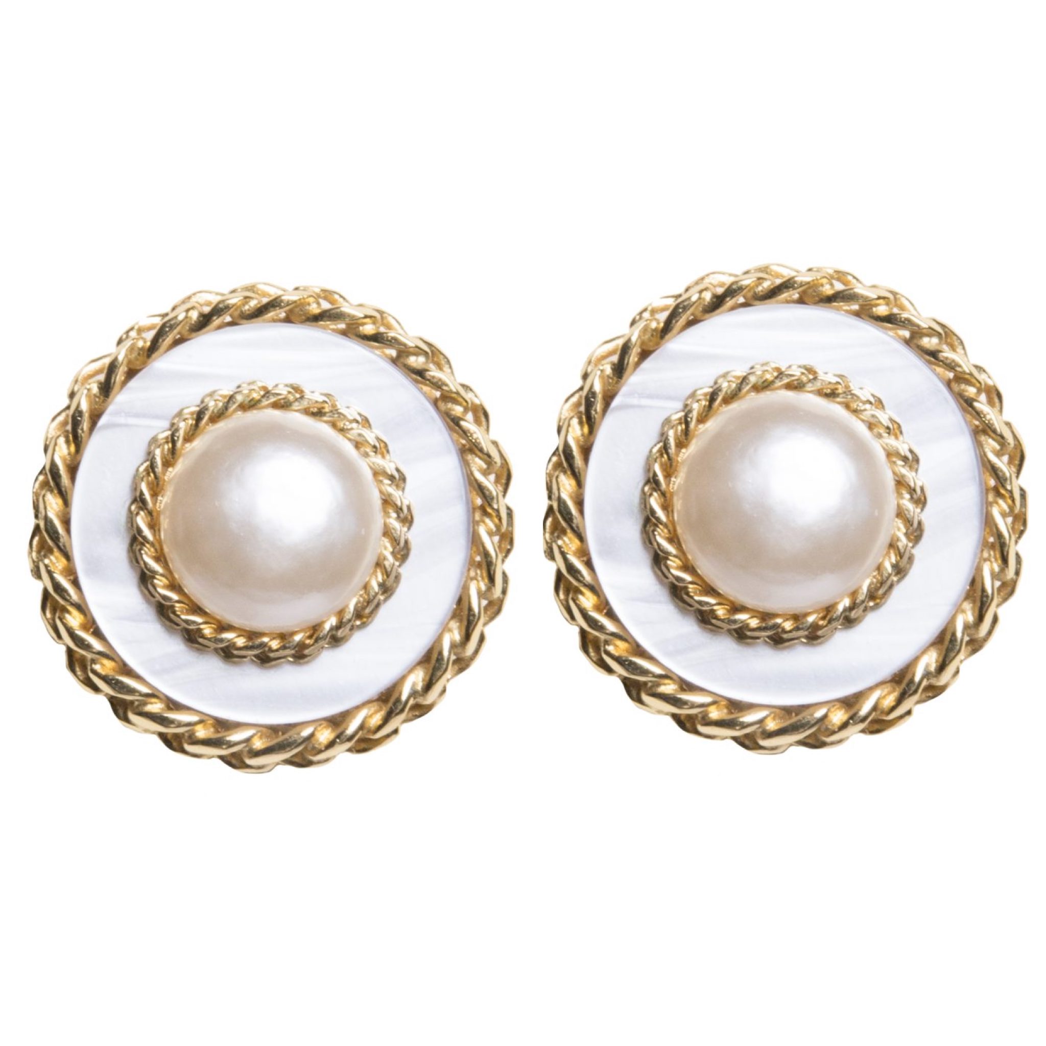 Vintage mother of pearl round earrings