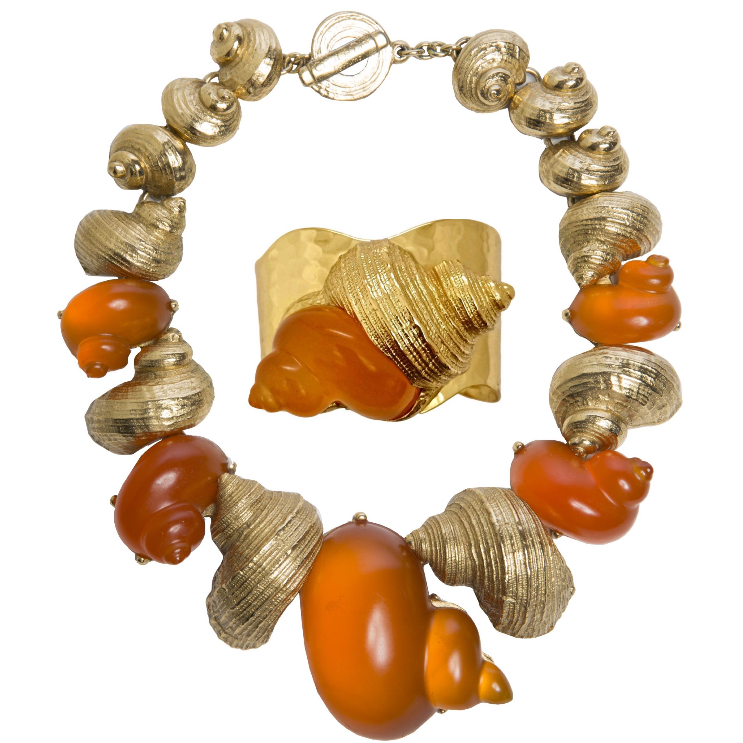 Vintage resin seashell set with cuff